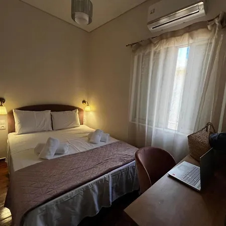 Thouria Agora 3 Apartment
